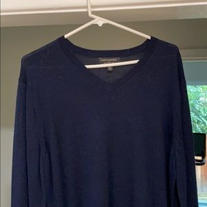 Banana Republic Men’s V-Neck Sweater NWOT